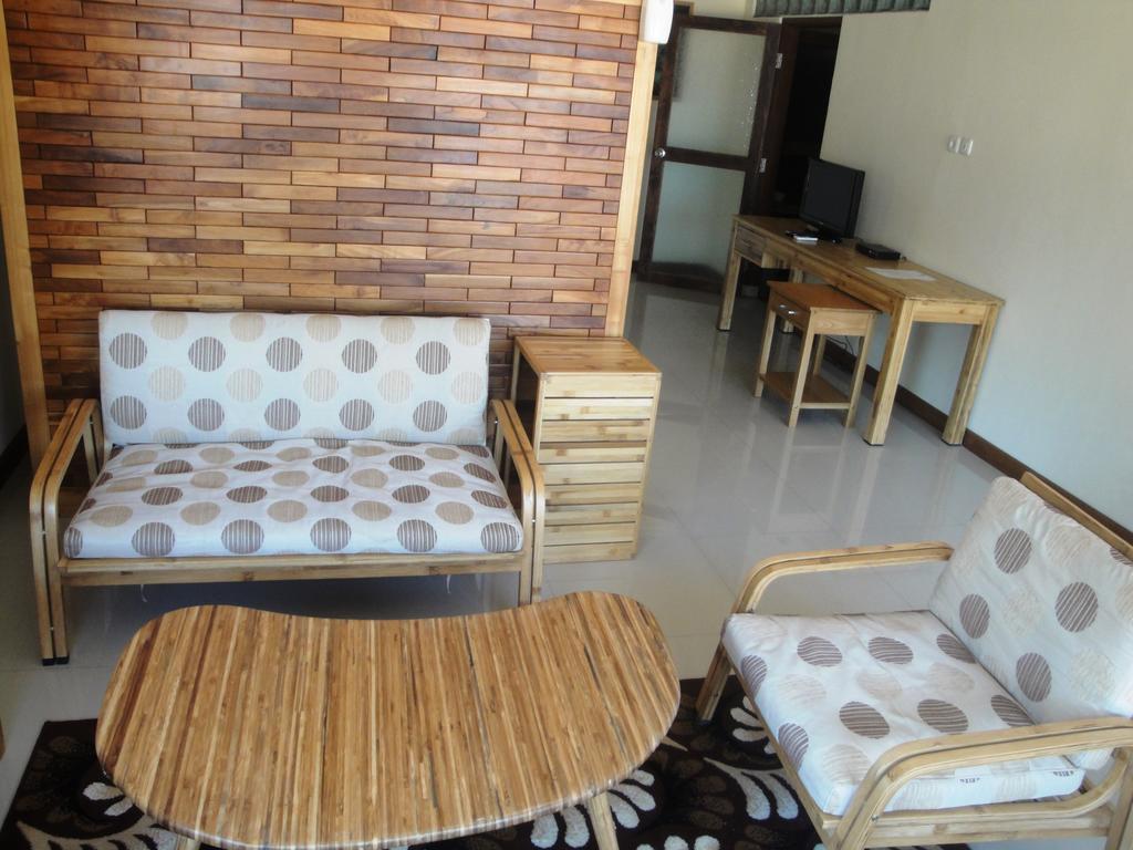 Jepara Marina Beach Bungalows חדר תמונה