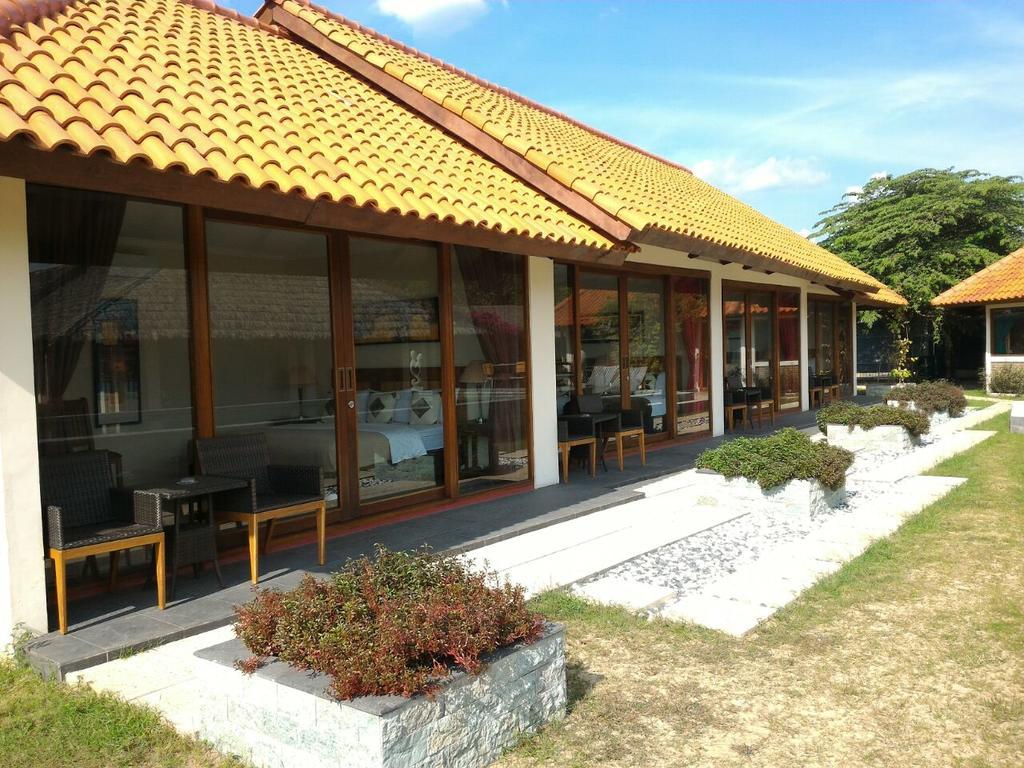 Jepara Marina Beach Bungalows מראה חיצוני תמונה